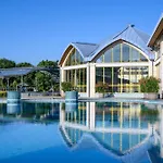 Park By Radisson & Otel 4*