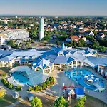 Hotel Park By Radisson & 4*