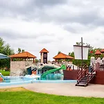 Park By Radisson & Hotel 4*