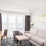 Park By Radisson & Otel