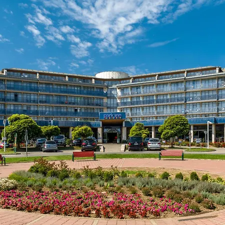 Park By Radisson & Hotel