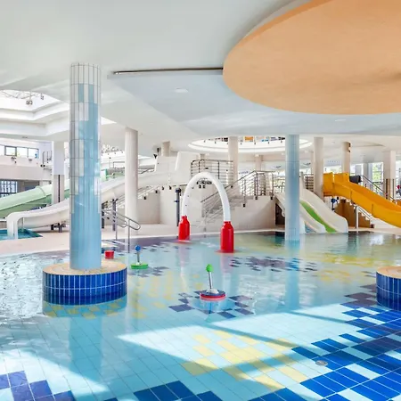 Park By Radisson & Szálloda 4*