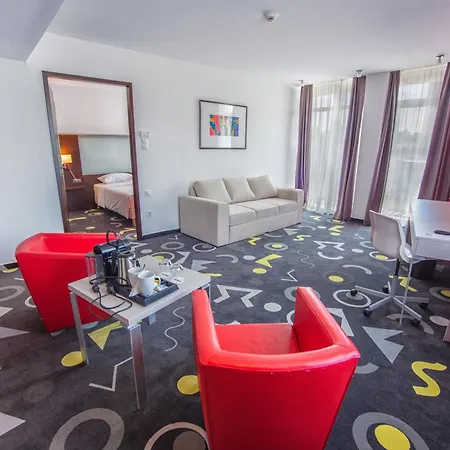 Hotel Park By Radisson & 4*