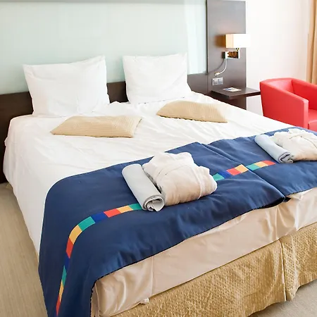 Park By Radisson & Hotel 4*