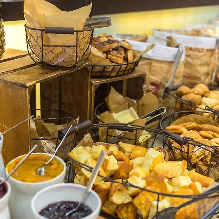 Hotel Park By Radisson & 4*