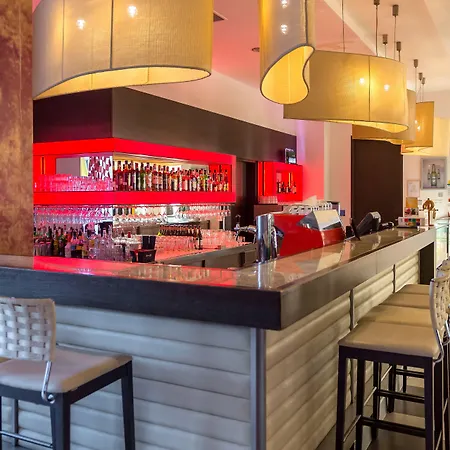 Hotel Park By Radisson & 4*