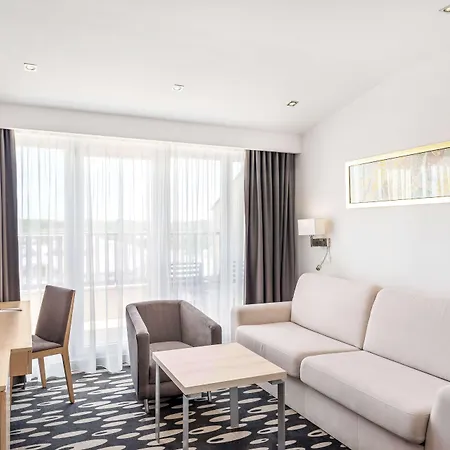 Park By Radisson & Hotel