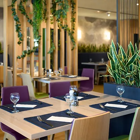 Hotel Park By Radisson &