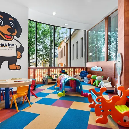 Hotel Park By Radisson &