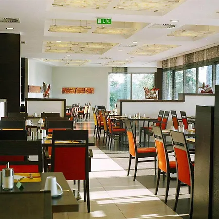 Hotel Park By Radisson &