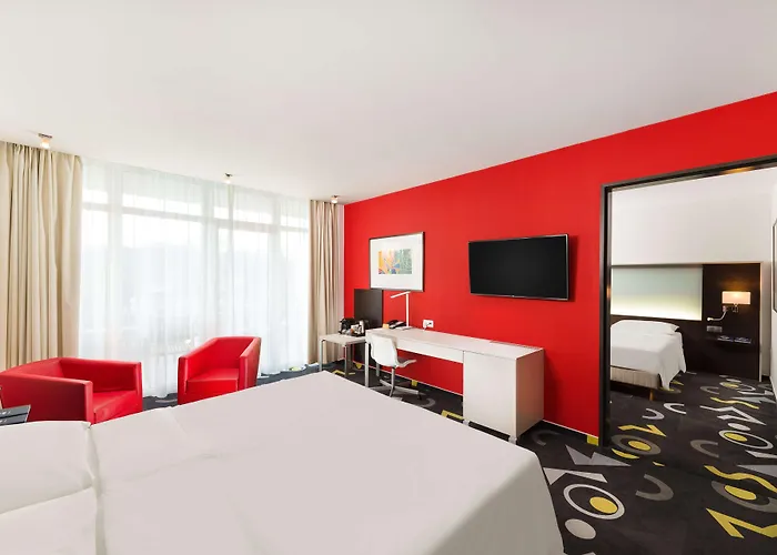 Park By Radisson & 4*