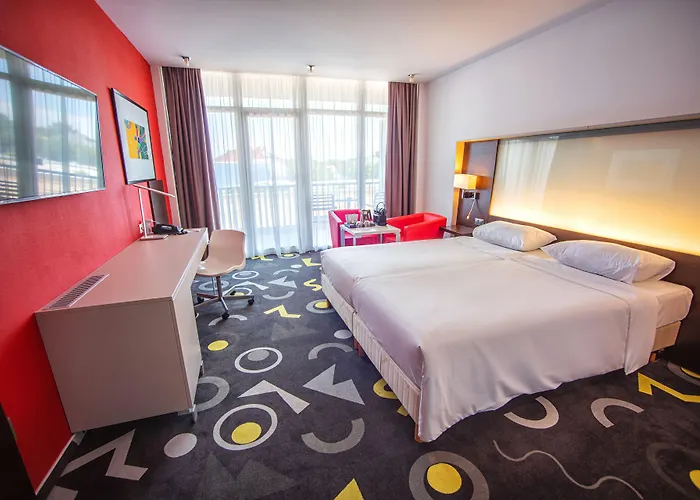 Hotel Park By Radisson &
